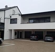 Garage und überdachter Stellplatz in Ruderting - Tiefenbach