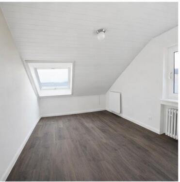 Foto - 3 ZKB DG-Wohnung Künzell-Bachrain