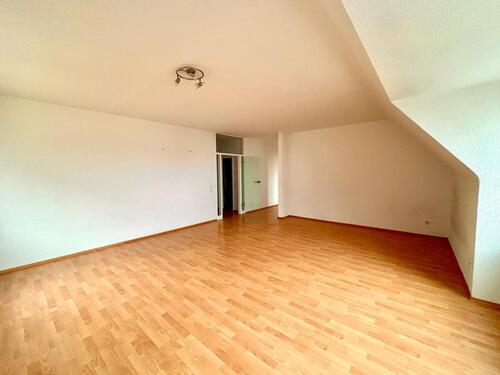 Foto - 3 Zimmer Dachgeschoßwohnung zur Miete in Dornburg