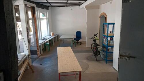 Foto - Raum Stundenweise anmieten - 20,00 EUR Kaltmiete,