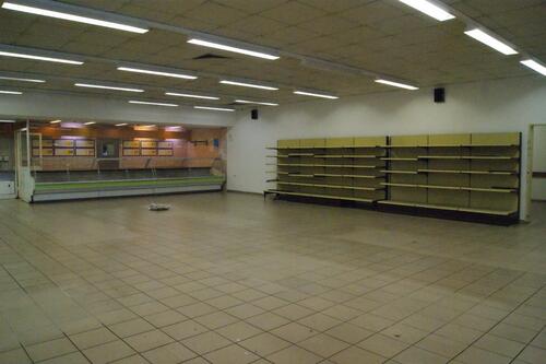 Foto - Lebensmittelladen,Halle,Lager,Büro,Getränkeladen
