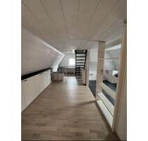 Neuwertige 1,5 Zimmer-Wohnung mit Einbauküche - Ingolstadt