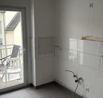 3 Zimmer Wohnung mit Balkon - 1.000,00&nbsp;EUR Kaltmiete, ca.&nbsp; 80,00&nbsp;m&sup2; in Hanau (PLZ: 63456) Groß-Steinheim