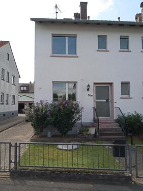 Foto - Haushälfte zur Miete - 900,00&nbsp;EUR Kaltmiete, ca.&nbsp; 80,00&nbsp;m&sup2;