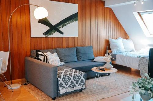 Foto - 1 Zimmer Dachgeschoßwohnung zur Miete in Düsseldorf