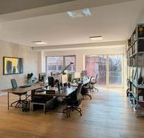 Moderner Schreibtischplatz im Lokdepot - flexibel, 247 & voll ausgestattet - Berlin Friedrichshain-Kreuzberg