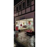 - Ladengeschäft in der Hokenstraße mit großer Schaufensterfläche - - Goslar