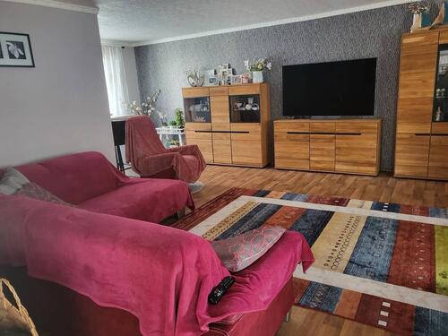 Foto - Mehrfamilienhaus, Wohnhaus in Biedenkopf zum Kaufen