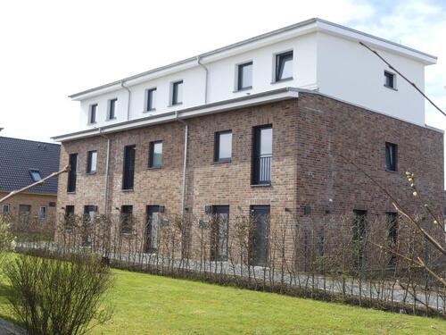 Foto - Reihenmittelhaus auf 3 Ebenen in Drochtersen