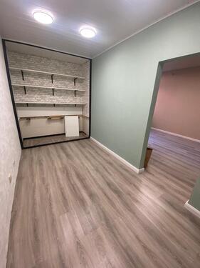 Foto - Großer, heller Raum zu vermieten