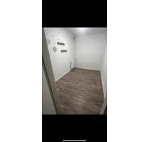 Kosmetik Raum im Friseur Salon - 400,00 EUR Kaltmiete, in Achim (PLZ: 28832)