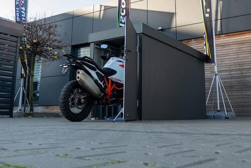 Foto - Motorrad Garage zu Vermieten Fahrrad Stellplatz Miete BMW Honda