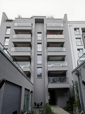 Foto - Moderne 2-Zimmer-Wohnung mit Terrasse in Berlin-Mitte (48 m², EG, Gartenhof)