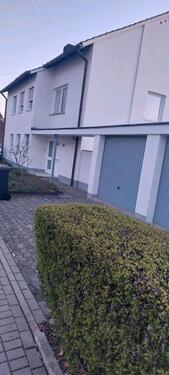 Foto - 12 Zimmer Mehrfamilienhaus, Wohnhaus zum Kaufen in Petersberg
