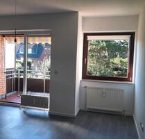 In 23730 Neustadt: Helle, neuw. 2-Z-Wg. EBK, Balk, Gar., EBS - Ettlingen