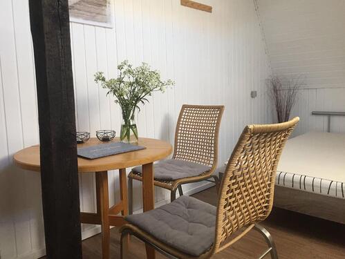 Foto - Kuschelige Dachgeschoß-Ferienwohnung mitten auf Fehmarn