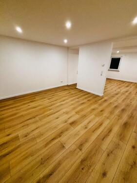 Foto - Donzdorf - Großzügige Wohnung mit Garten, Balkon & großer Garage