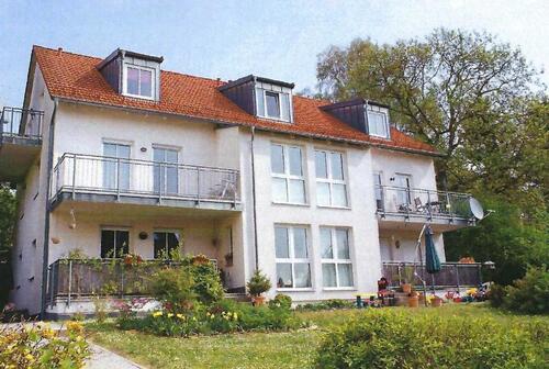 Foto - Helle 1-Zimmer-DG-Wohnung mit Balkon TG-Stellp. Nähe Uni-Klinik