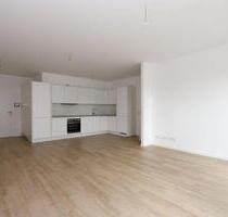 Großzügige 4-Zimmer-Wohnung mit Balkon und Gäste-WC in Berlin! - Schönefeld