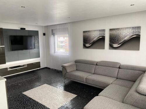 Foto - Luxuriöse Wohnung Eigentumswohnung m. Balkon & Garage + Parkplatz