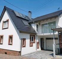 Einfamilienhaus mit großem Garten - Albersweiler