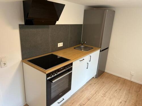 Foto - 3-Zimmer-Souterrainwohnung in zentraler Lage