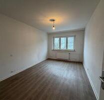 Charmante 2-Zimmer-Wohnung mit Balkon in Herrenhausen - Hannover Herrenhausen-Stöcken