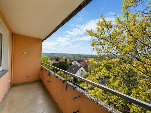 Foto - Frisch saniert! 3-Zimmer-Wohnung mit Loggia, Aufzug & traumhaftem Weitblick in Barsingh. Egestorf