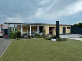 Foto - Bezugsfertige DHH mit Pool, Sauna & Top-Energieeffizienz
