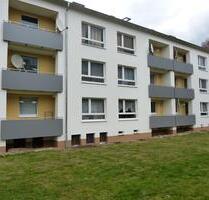 3 Zimmer und 2 Zimmer eine Wohnung auf 2 Etagen Plus Garage - Lohfelden