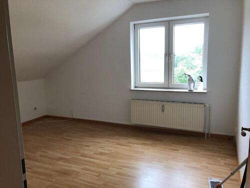 Foto - 3 Zimmer EBK, Bad, OG Dachgeschoss, gut geschnitten