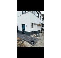 Wohnung 1 Z Wohnung komplett saniert inkl. Einbauküche, Terrasse - Hochheim am Main