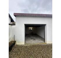 Garage in Emmendingen mit Stromanschluß Fenster Beleuchtet