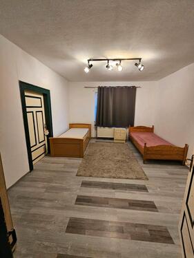 Foto - WG Zimmer zu vermieten - 400,00&nbsp;EUR Kaltmiete, ca.&nbsp; 136,00&nbsp;m&sup2;