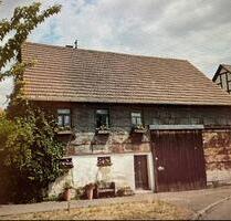 Haus mit Scheune und Garten zur Sanierung in ruhiger Wohnlage - Sachsenheim