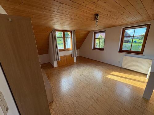 Foto - Attraktive 3,5 Zimmer-Wohnung - 800,00 EUR Kaltmiete,