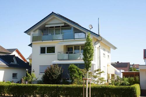 Foto - Gepflegtes, helles Zweifamilienhaus in ruhiger Lage