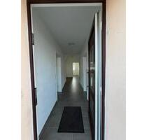 Wohnung 4 Z + Küche m. EBK,Bad, Gäste WC, Garage,Terrasse 110 qm - Pelm