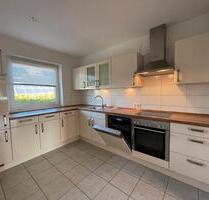 Schöne 3-Zimmer Wohnung - Garage, Stellplatz, Garten - Salzweg