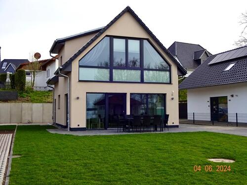 Foto - Haus am See, 1. Reihe, Nähe Golfplatz, unverbaubarer Seeblick