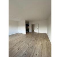 LICHTDURCHFLUTENDE 3 ZIMMER-WOHNUNG mit EBK, Balkon & offene Küche - Chemnitz Klaffenbach