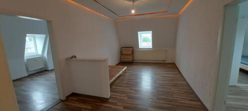 Foto - Renovierte 5-Zimmer-Dachgeschoßwohnung zu vermieten