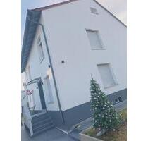 Wohnung 90m2 - 1.000,00&nbsp;EUR Kaltmiete, ca.&nbsp; 90,00&nbsp;m&sup2; in Haßloch (PLZ: 67454)