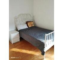 Ein schönes großes WG Zimmer mit Balkon zu vermieten - Stuttgart Feuerbach