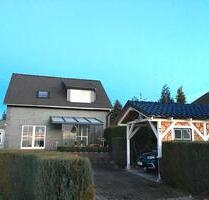Einfamilienhaus 2004 - 400.000,00&nbsp;EUR Kaufpreis, ca.&nbsp; 110,00&nbsp;m&sup2; in Rochlitz (PLZ: 09306)