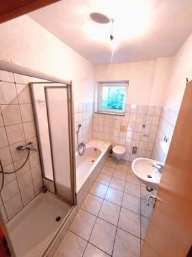 Foto - 4-Zimmer-Wohnung mit Terrasse - 690,00&nbsp;EUR Kaltmiete, ca.&nbsp; 85,00&nbsp;m&sup2;