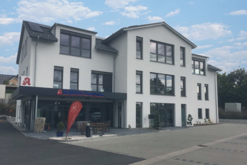 Foto - neue Gewerbe- Praxisfläche - gute Lage in Helmstadt bei Würzburg