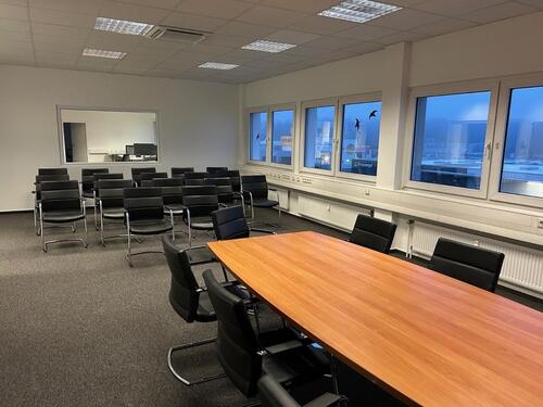 Foto - Großes, modernes Büro in zentraler Lage