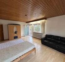 Helle 3-Zi-Wohnung in Weiskirchen (1. OG), Balkon, sofort frei! - Rodgau