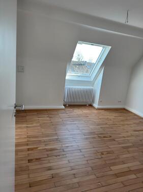 Foto - 3 Zimmer Dachgeschoßwohnung zur Miete in Aachen